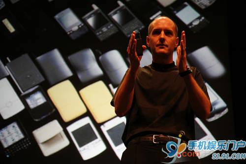 前Palm设计师建议:Nokia应专注小众高端手机